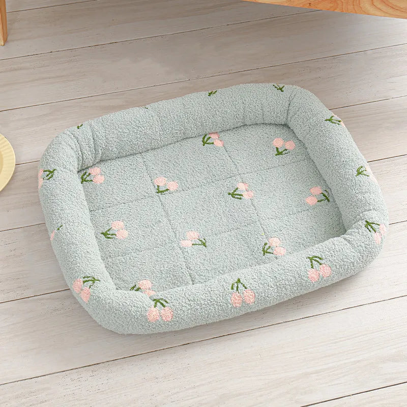 Cama Suave para Perros con Estampados de Cerezas