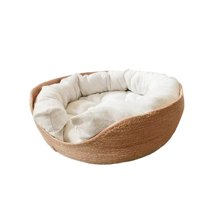 Lit douillet en bambou pour chien fond blanc