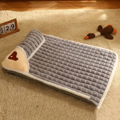 Matelas confortable pour chien gris de face 